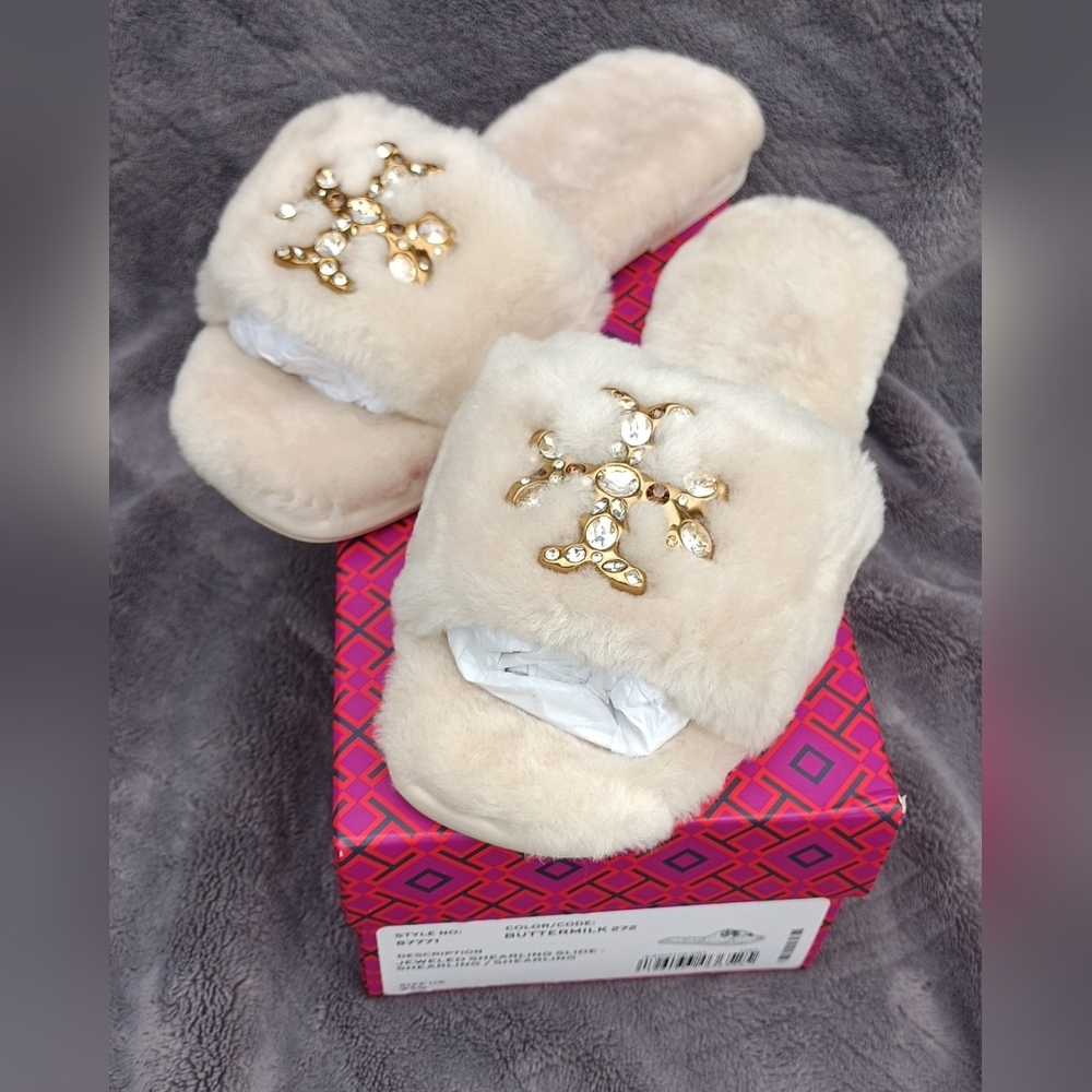 Tory Burch Buttermilk Jeweled Shearling Slides NIB Size 7.5 Style No. 87771